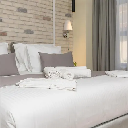 Suites@syngrou-fix Hotel 3*