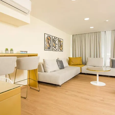 Suites@syngrou-fix Hotel