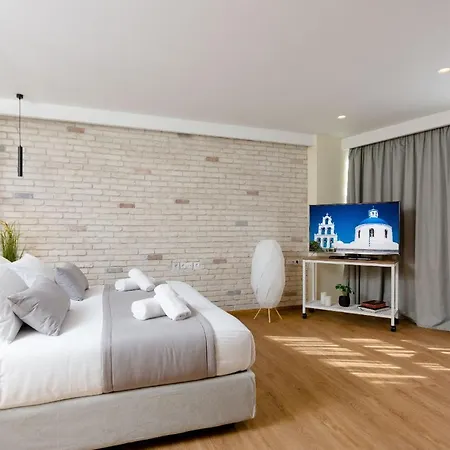 Suites@syngrou-fix Hotel 3*