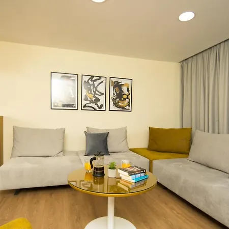 Hotel Suites@syngrou-fix